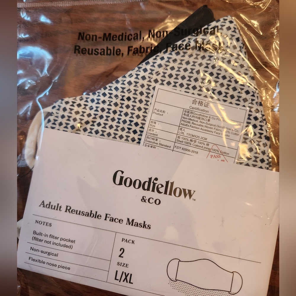 Goodfellow & Co Masks - Picture 4 of 4